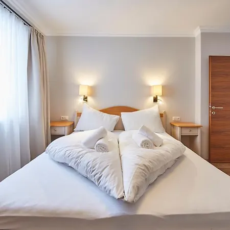 Huettl Relax Apartment *