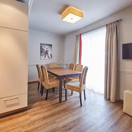 公寓 Huettl Relax *